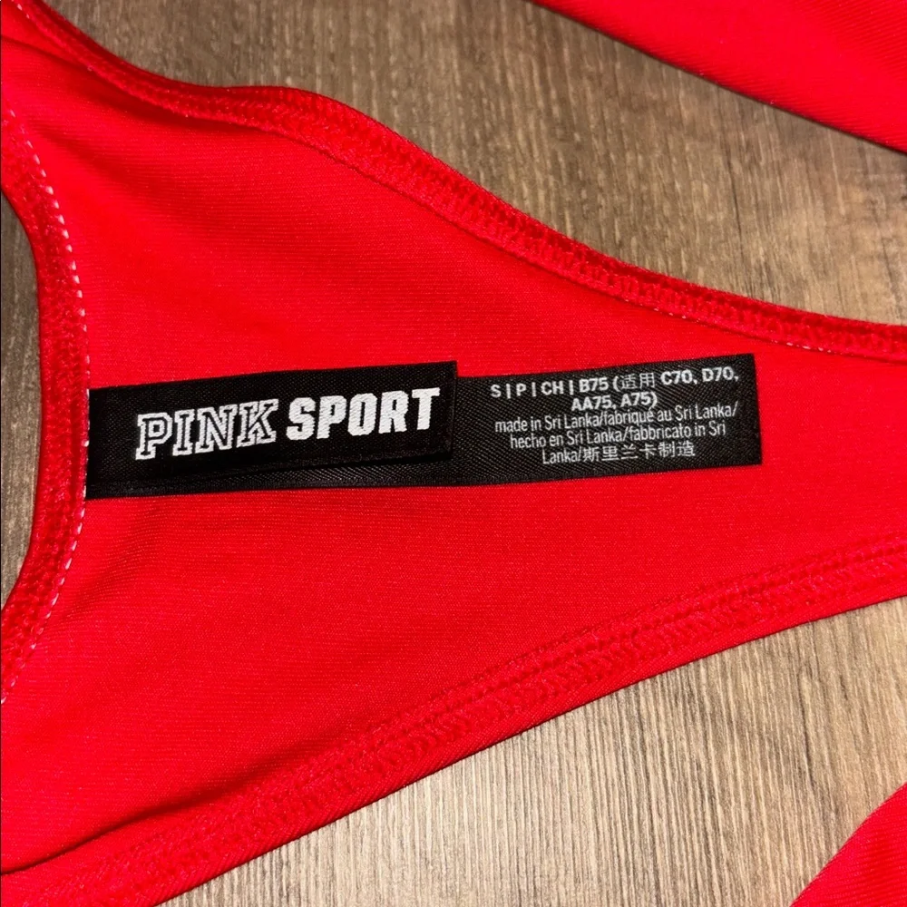 PINK Victoria’s Secret Sports Bra